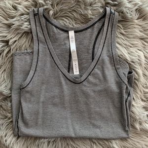 🏁 Lululemon Stripped Tank - Size 2 🏁